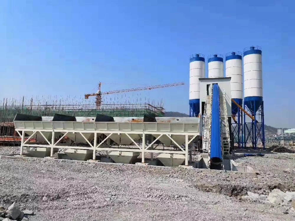 Kyrgyz customers purchased HZS60 concrete mixing plant from Anshun Machinery